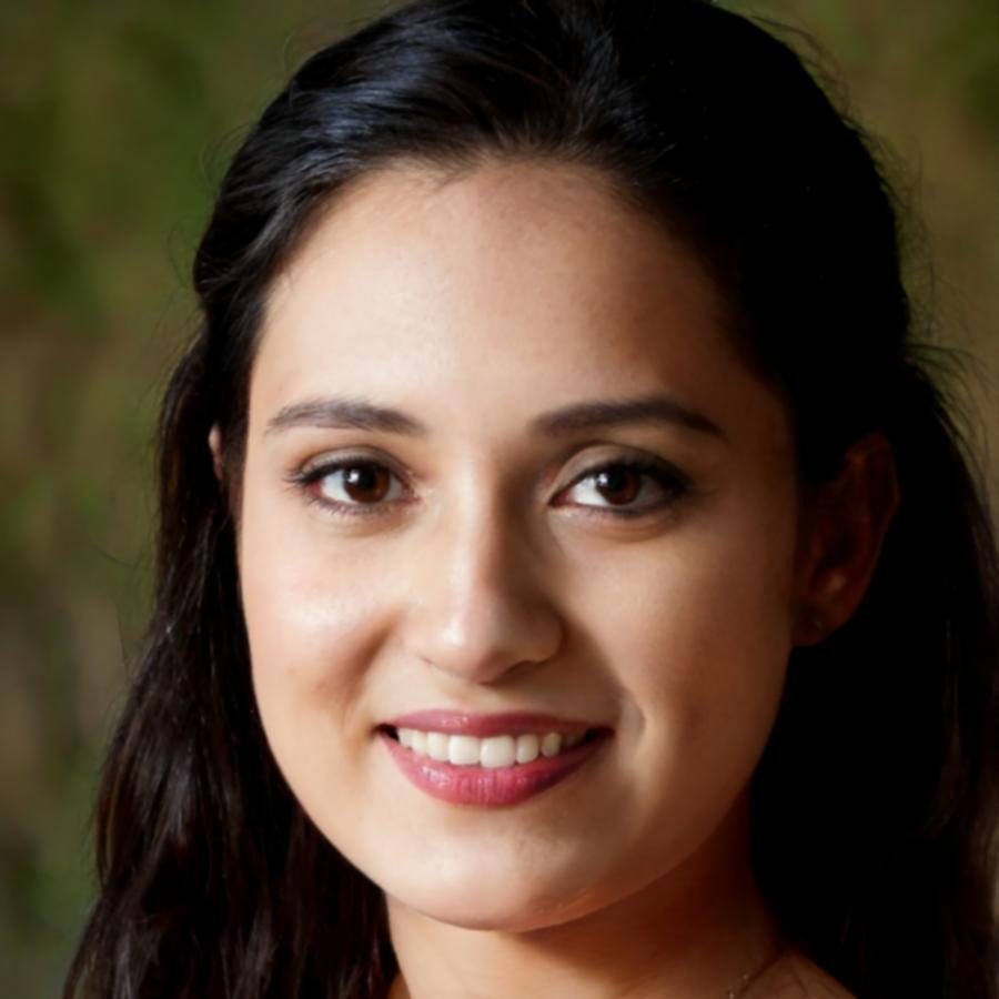 Portrait de Léonie Marchant, experte en formation financière